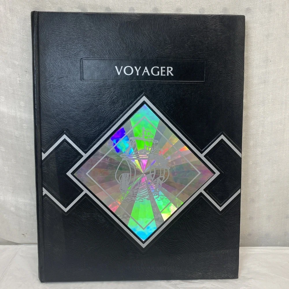 1989 ST.‎ MARYS SENIOR HIGH SCHOOL YEARBOOK, THE VOYAGER, ST. MARYS, PA